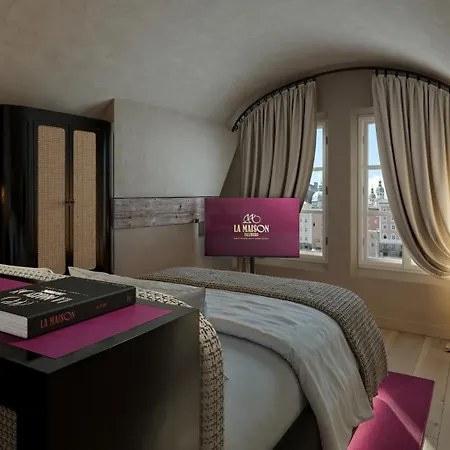 La Maison *